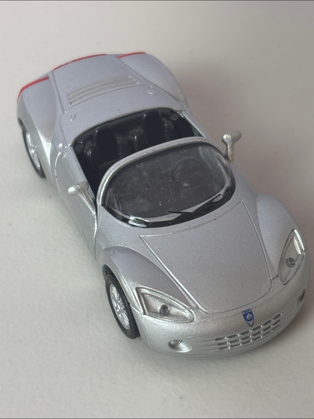 Silver Maisto Plymouth Pronto Spyder 1/35 Scale Die-Cast Car